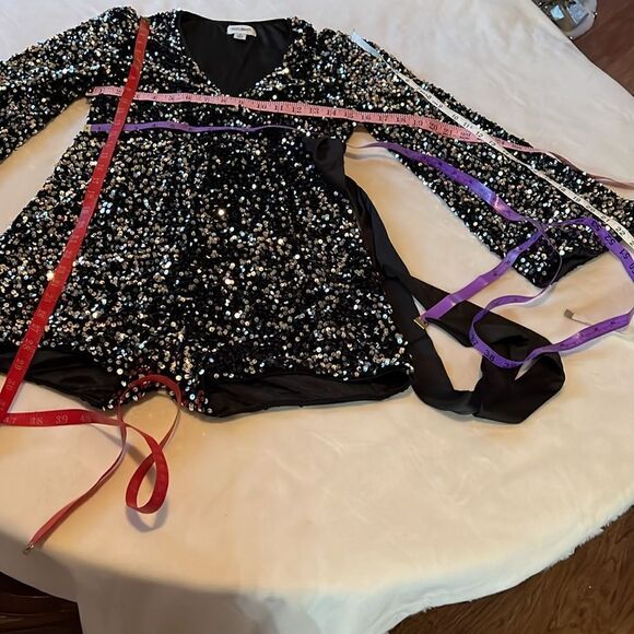 Extro&Vert Women Shorts Romper Sz Small Black Sparkly Silver Sequins Velvet Club - Picture 14 of 14